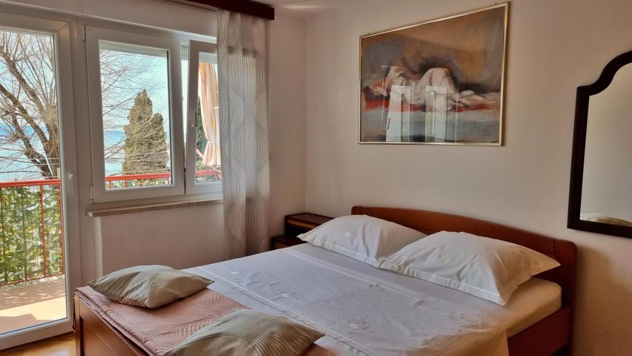 Apartment Tica Omiš Esterno foto